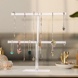 Xinquan Acrylic Jewelry Stand -